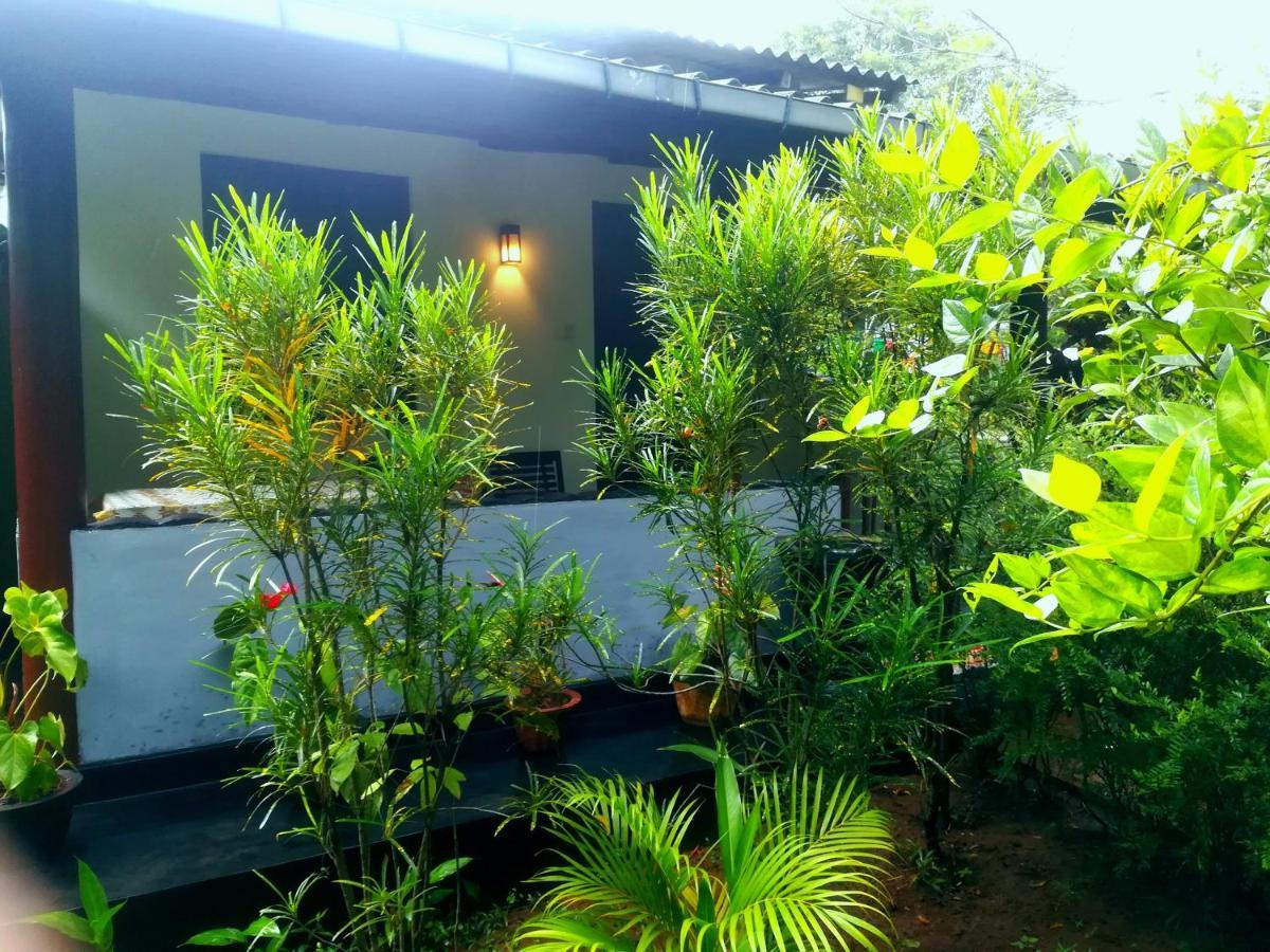 Lakmal Homestay ,10 Minutes To Sigiriya Rock Exterior photo